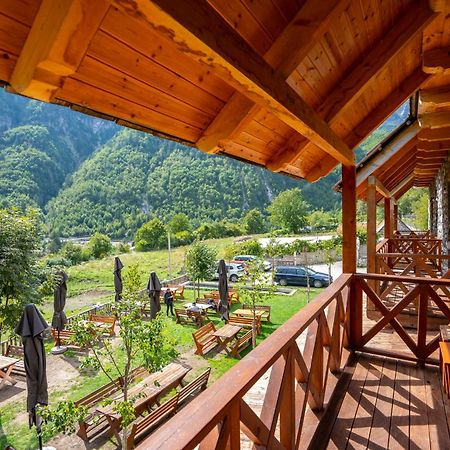 Hotel Restaurant Alpet Theth Exterior photo